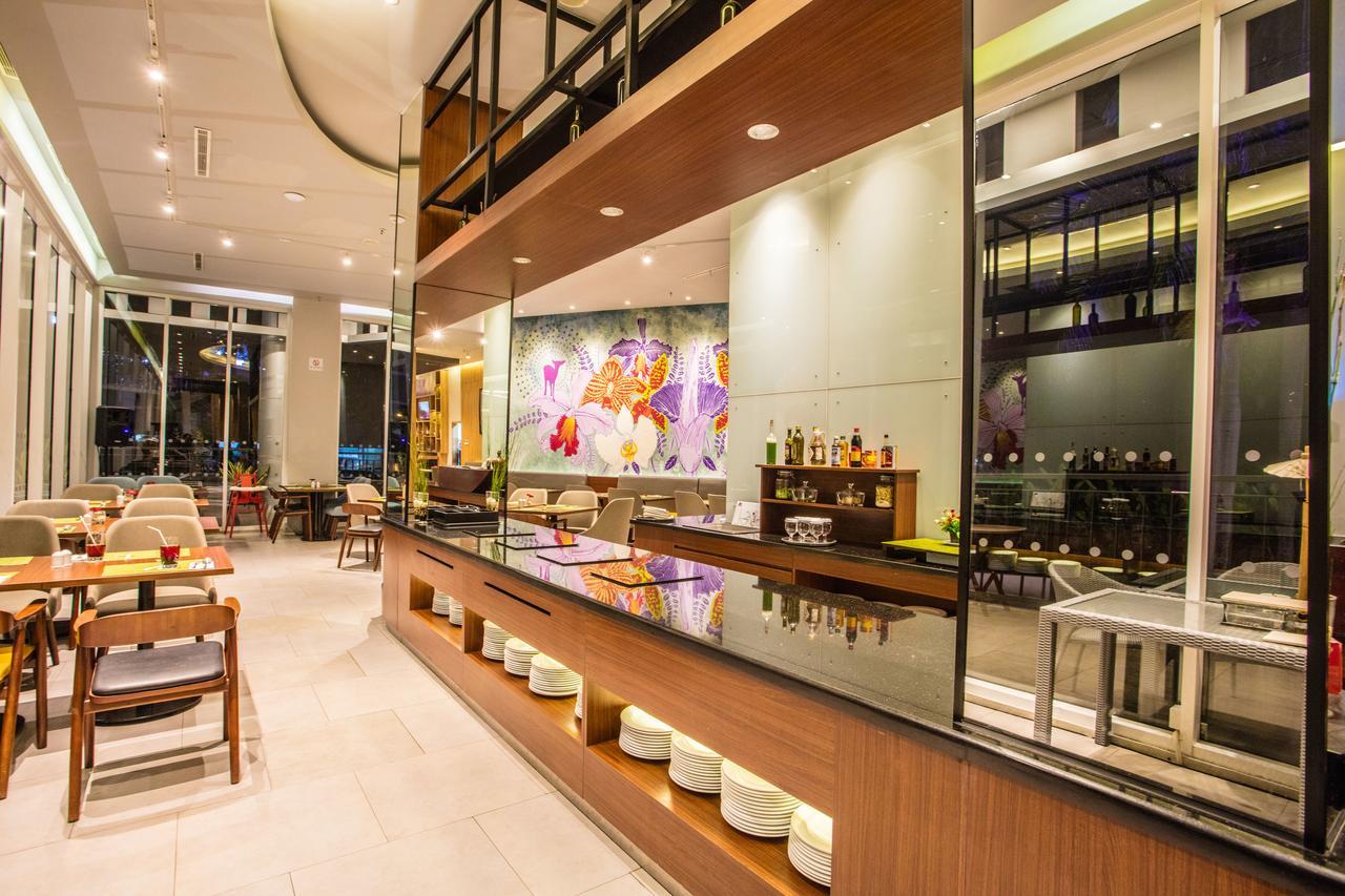 Bigland Hotel & Convention Sentul Богор Экстерьер фото