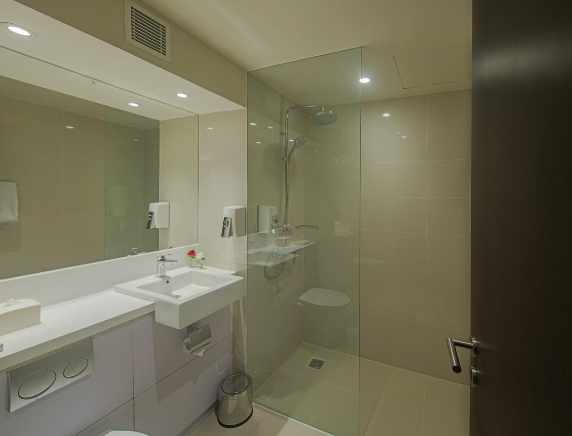 Bigland Hotel & Convention Sentul Богор Экстерьер фото