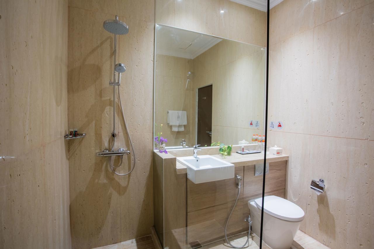 Bigland Hotel & Convention Sentul Богор Экстерьер фото