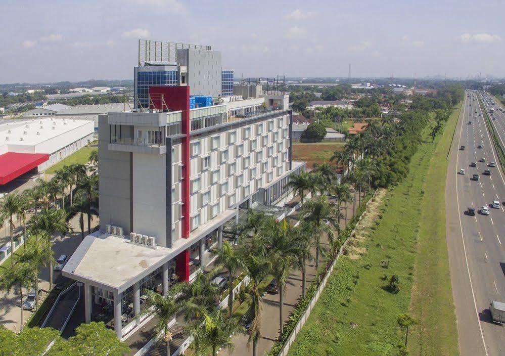 Bigland Hotel & Convention Sentul Богор Экстерьер фото