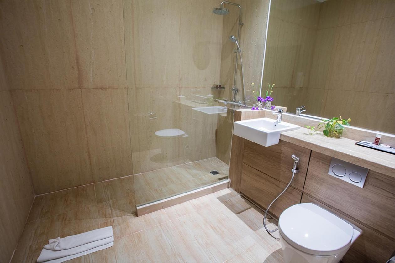 Bigland Hotel & Convention Sentul Богор Экстерьер фото